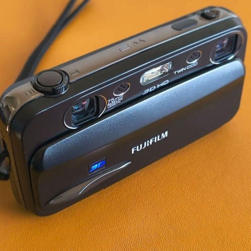 Fujifilm finepix real w3 - real, 3d