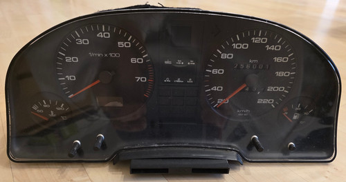 Audi tacho - 90,