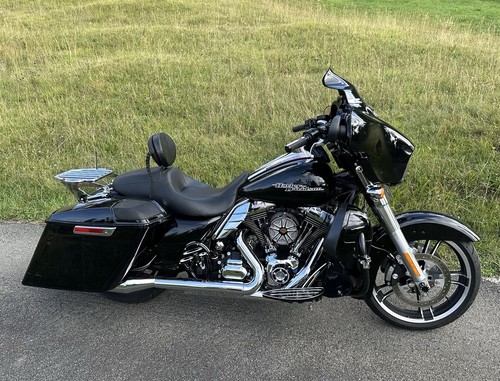 Harley davidson street - davidson,