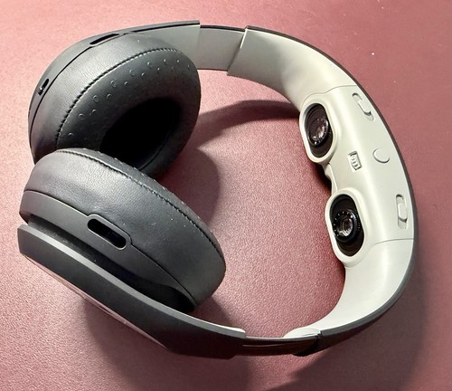 Avegant headset beamer - headset, vr