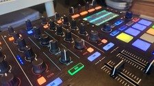 Traktor Kontrol S5 DJ
