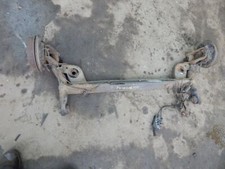 Achse hinten Hinterachse