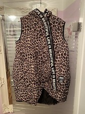 Steppweste Leo Onesize Neu. Np 79€