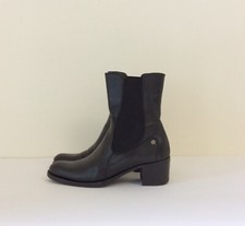 Schwarze Stiefeletten von