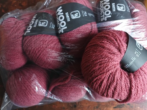 Earth lang yarns - earth,