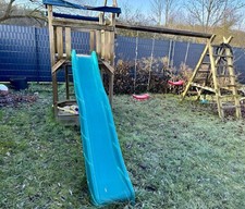 Spielturm für den Garten 