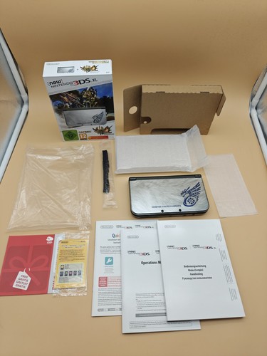 Nintendo new 3ds monster - xl,