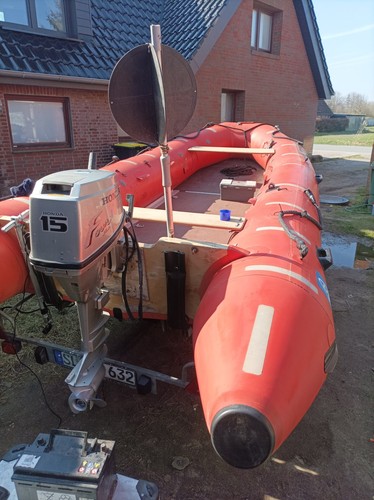 Schlauchboot mit trailer - trailer, und