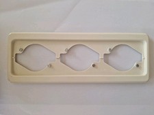 1x Berker Modul MB 3-fach