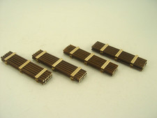 4 Stck. Holzmast Ladegut - Spur HO - 1:87 Güterwagen Zubehör  #37  gebr.