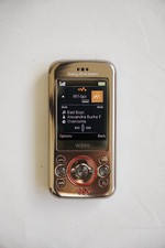 Sony Ericsson W395 -