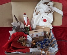 Weihnachtspaket: Weihnachtsdeko für alle, Weihnachtsmann, Elche, 2x Wabendekor..