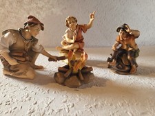 Krippenfigur für 15 er Größe   ---   Hirten am Lagerfeuer  4 Teilig