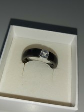 schwarzer Edelstahl  KADO Ring mit Zirkon Gr. 62, 6 mm breit, neuwertig
