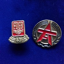 2  DDR Abzeichen FDGB + Arbeiterfestspiele  Haushaltsauflösung Sammler Vintage 