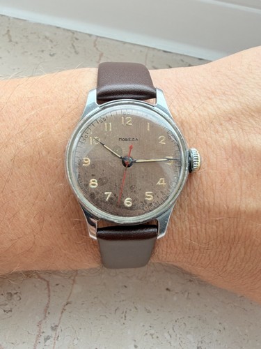 Eine retro pobeda - eine, uhr