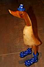 Ente mit Hut und Stiefeln aus