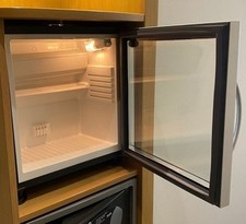 MINIBAR DOMETIC  (falls Sie