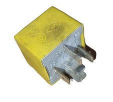 Renault Twingo C06 Kangoo Clio 2 II Sicherung Relais GELB 7700844253