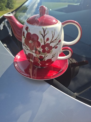 One pott tea cup cha - one,
