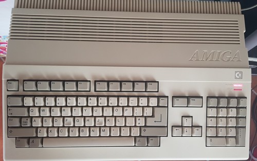Commodore amiga 500 - commodore,