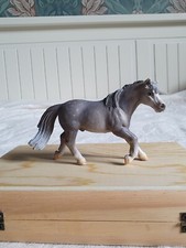 Schleich Deutsches Reitpony Hengst 13298