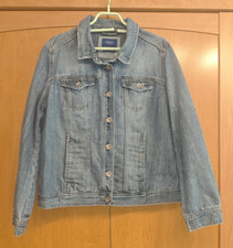 Hellblaue Damen Jeansjacke von CECIL Größe XL 73 % Baumwolle gerne getragen :)