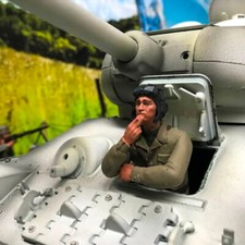 ASIATAM Russische Halbfigur