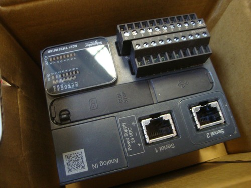 Schneider electric m221 - , (m221