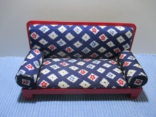 Altes Sofa Puppenstube
