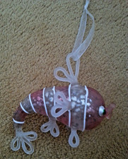 Dekoornament Glas Christbaumkugel Fisch rosa weiß matt