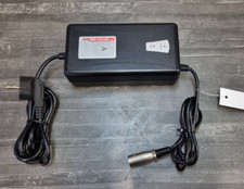 #1227 Ladegerät 24V / 4A für