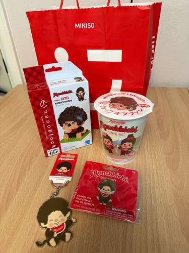 Monchhichi mixed items - -,