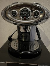 Illy FrancisFrancis X7.1 Iperespresso Professional Espressomaschine + Capsule 