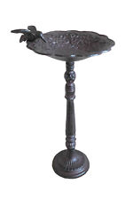 Kleine Vogeltränke Blumen