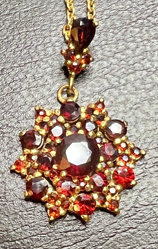 Zauberhaftes granatcollier aus - zauberhaftes,