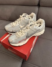 Nike Zoom Vomero 5 Photon Dust