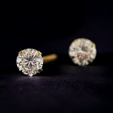 Einzelner Echtgold Ohrring