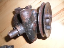 PASSAT 35i  Golf 2 Servopumpe Servolenkung Pumpe 027145255