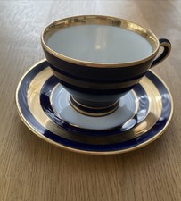 Mocca Tasse Blau mit Gold Rand Porzellan Manufaktur Berlin handgemalt