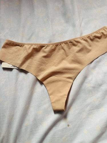 Schöner nude tanga perla - schöner,