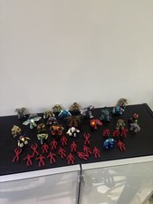 Konvolut 42 Gormiti Figuren unterschiedliche Reihen 