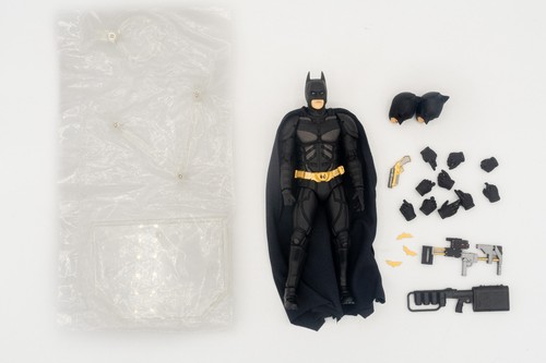 Mafex the dark knight - the,