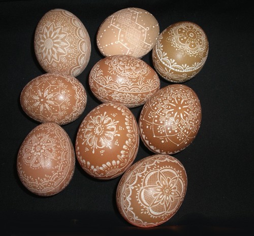 Osterei naturbraun verziert - osterei, naturbraun,