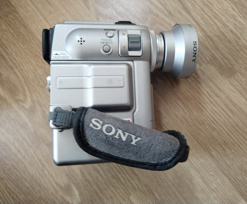 Sony dcr pc2e handycam - sony, dcr-pc2e