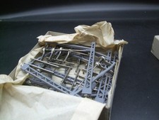 12 Brawa Eheim Masten, Fahrleitungsmasten für Trolleybus in OVP (002)