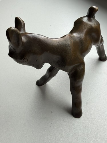 ältere bronzefigur reh - bronzefigur, kitz