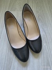 Damenschuhe Ariane Größe 17