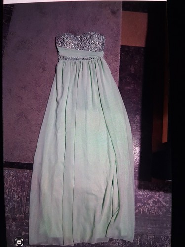 Mintgrünes abendkleid mit - abendkleid,