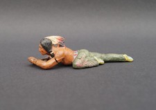 LINEOL Indianer kriechend mit Beil um 1930 Masse